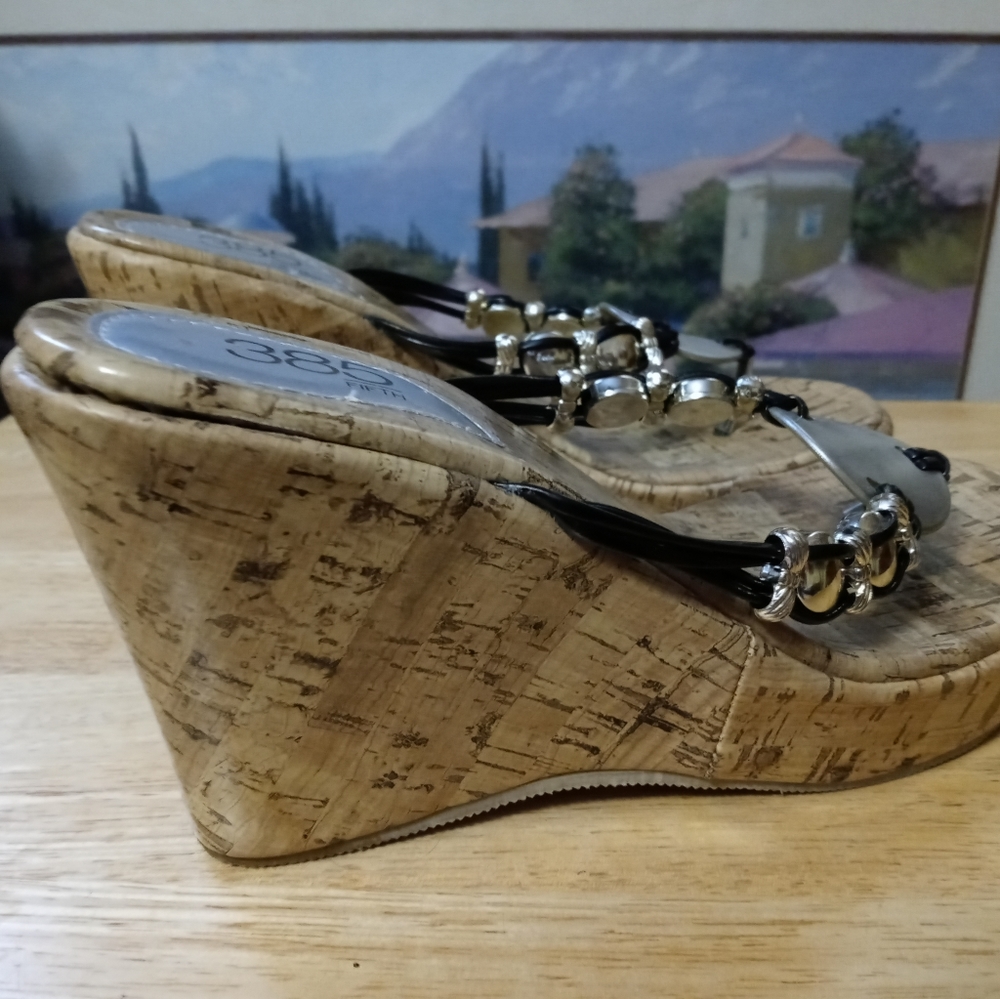 🥿🩴💍385 FIFTH WEDGE PLATFORM🩴👡 - Picture 5 of 5